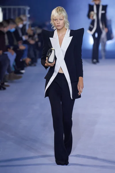 Look 177